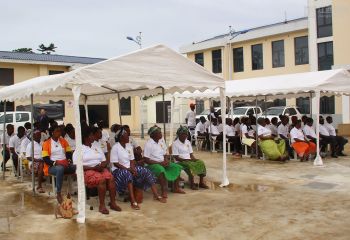 援赤道几内亚示范举办农场妇女农业技术培训班开班仪式