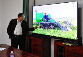 “全程机械化再生稻技术示范项目”现场测产与观摩会
